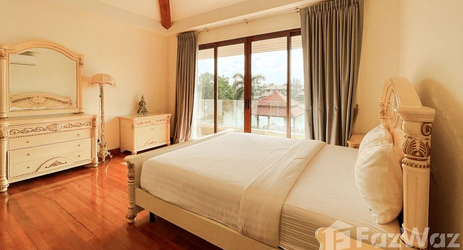 For rent 5 bedrooms villa in Thalang, Phuket