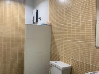 À vendre 3 chambres maison de ville à Si Racha, Chonburi