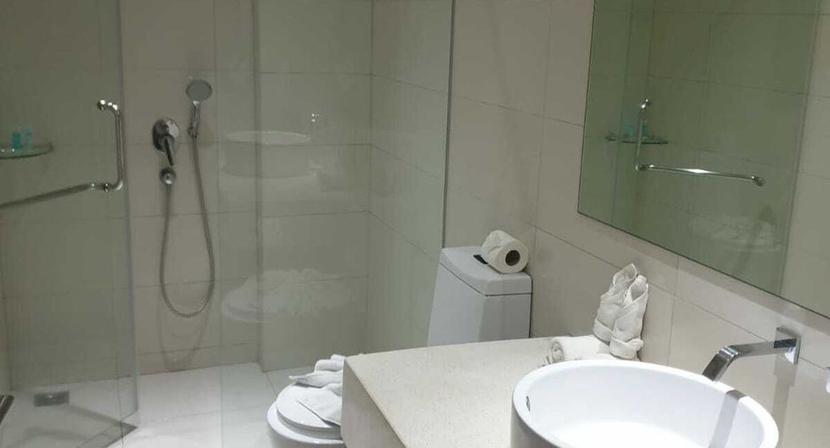 Condo en venta y en alquiler de 2 habitaciones en Mueang Phuket, Phuket