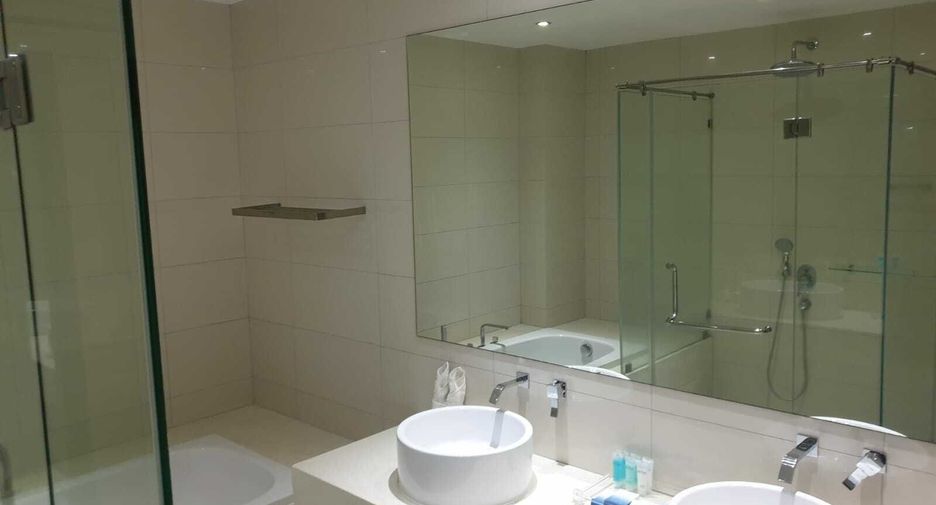 Condo en venta y en alquiler de 2 habitaciones en Mueang Phuket, Phuket