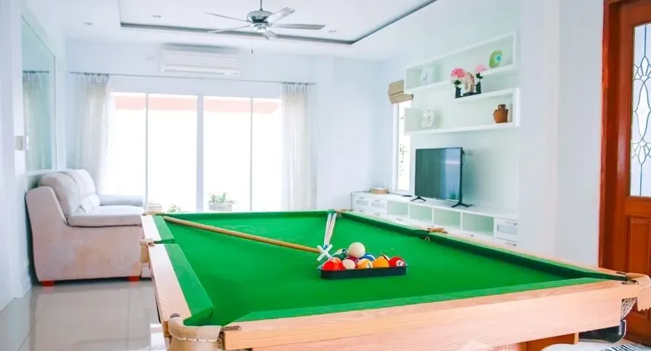 For sale 5 bedrooms villa in Bang Lamung, Chonburi
