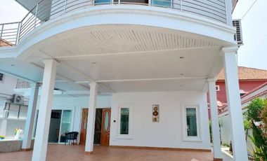 For sale 5 bedrooms villa in Bang Lamung, Chonburi