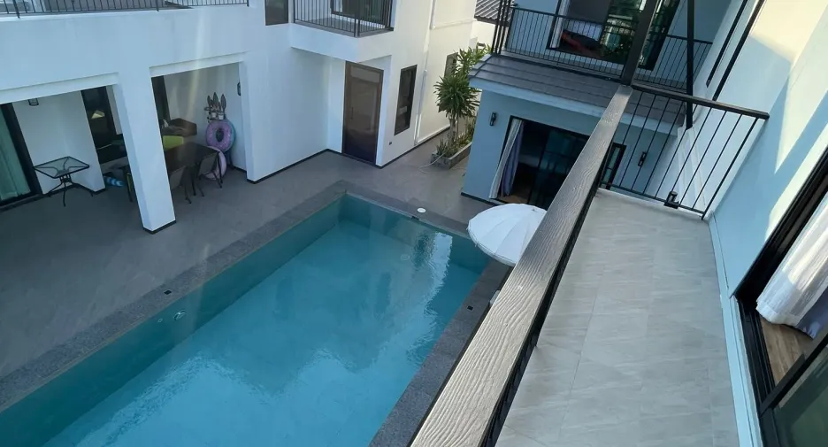 For rent 5 bedrooms villa in Bang Lamung, Chonburi