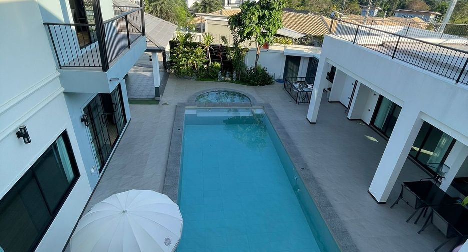 For rent 5 bedrooms villa in Bang Lamung, Chonburi