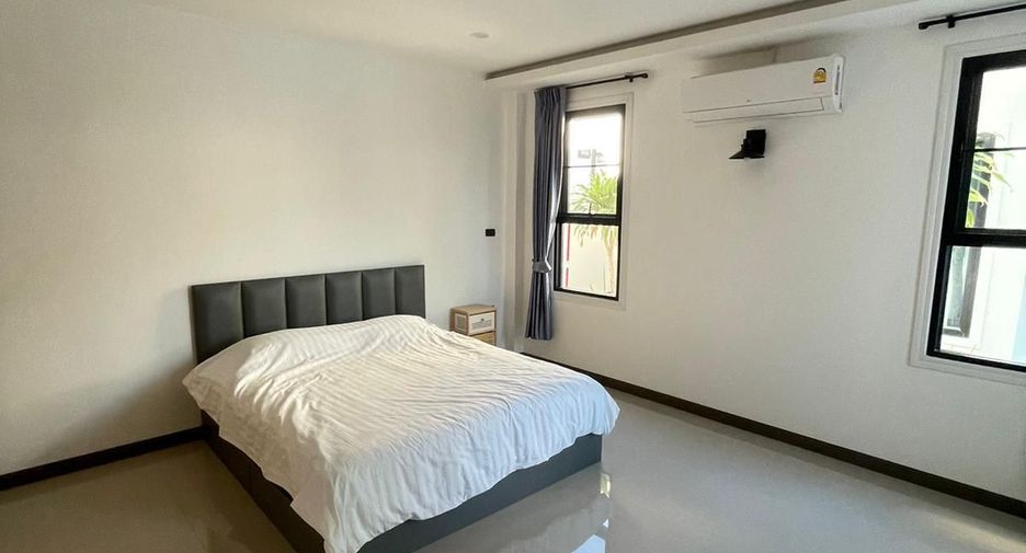 For rent 5 bedrooms villa in Bang Lamung, Chonburi