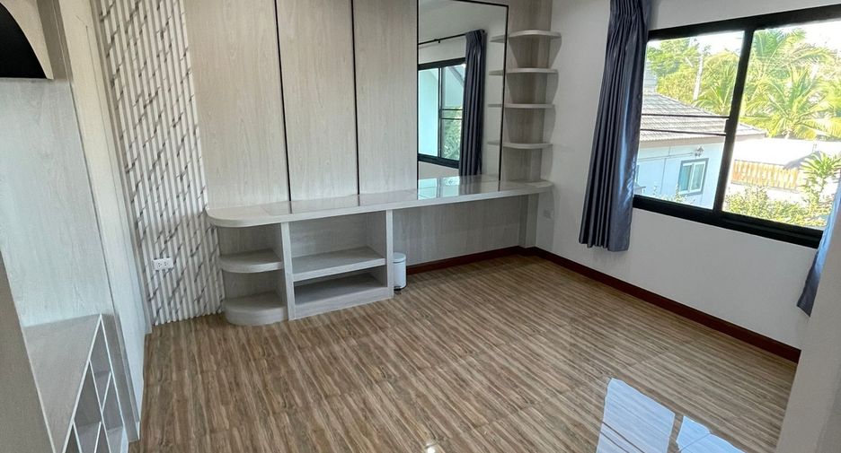 For rent 5 bedrooms villa in Bang Lamung, Chonburi