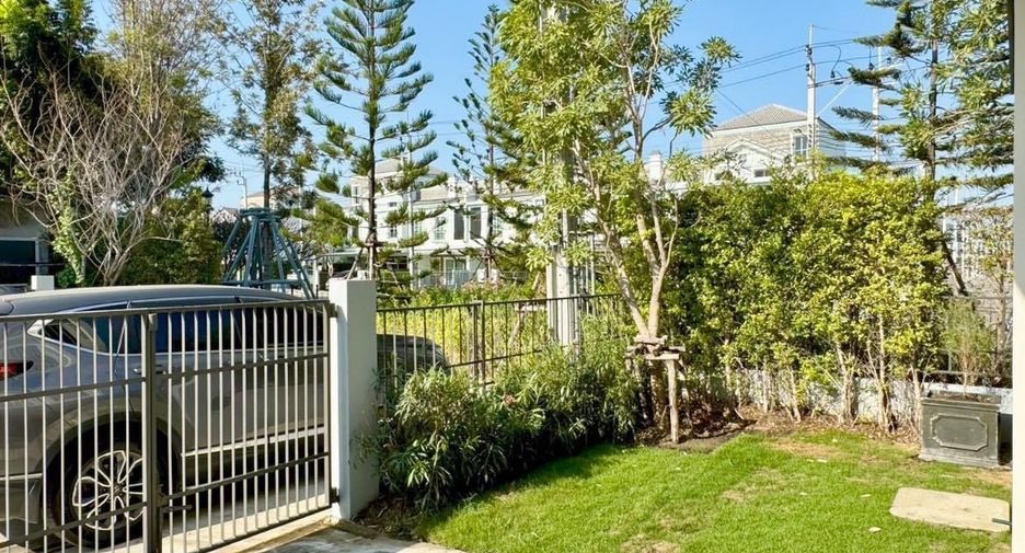 For sale and for rent 3 bedrooms townhouse in Prawet, Bangkok