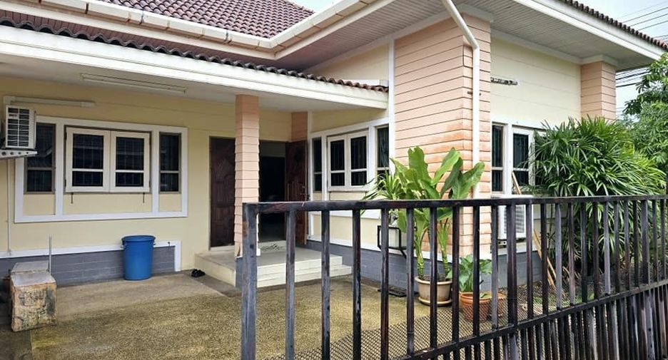For rent 3 bedrooms house in Mueang Phuket, Phuket
