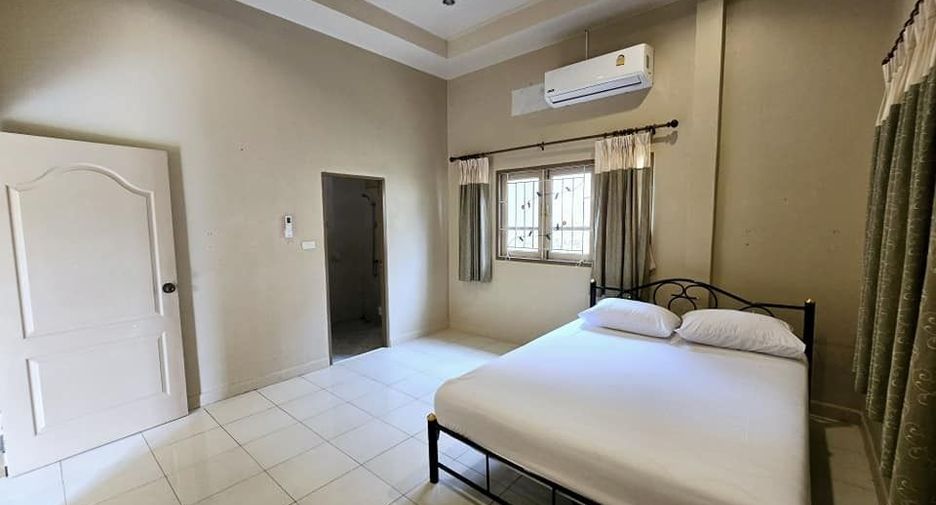 For rent 3 bedrooms house in Mueang Phuket, Phuket