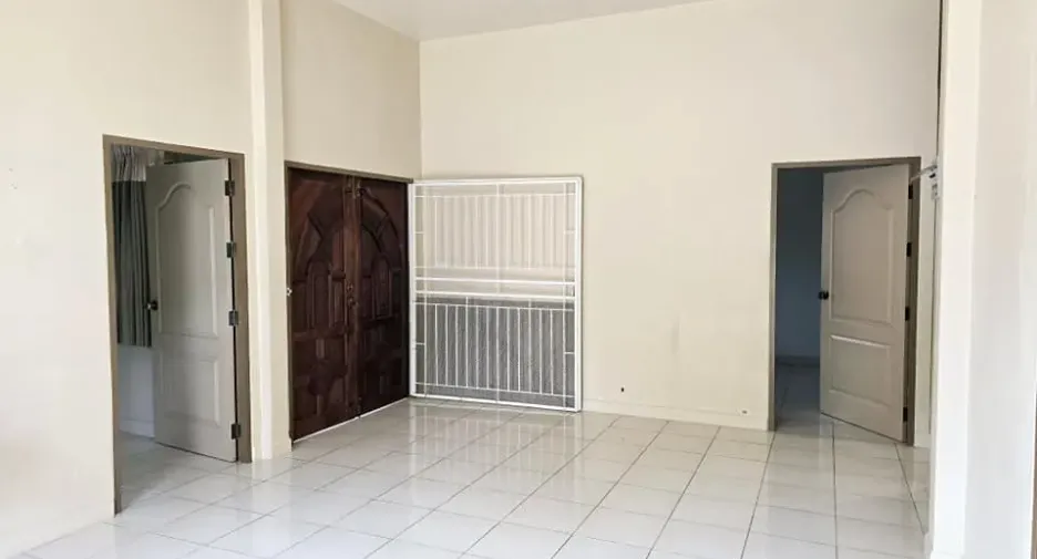 For rent 3 bedrooms house in Mueang Phuket, Phuket