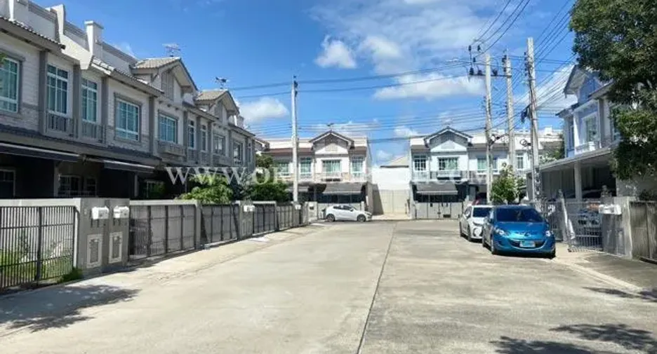 For sale 2 bedrooms townhouse in Bang Yai, Nonthaburi