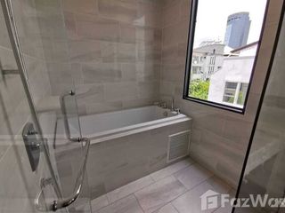 Haus zum Kauf mit 4 Zimmer in Watthana, Bangkok