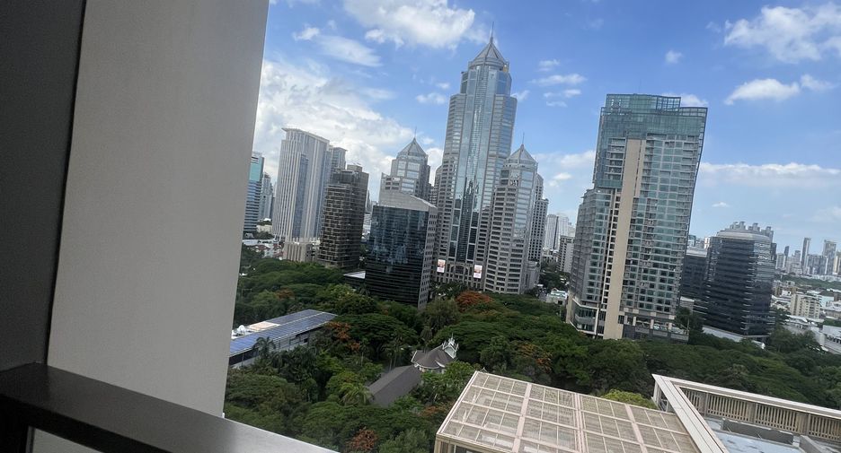 For sale 2 bedrooms condo in Pathum Wan, Bangkok