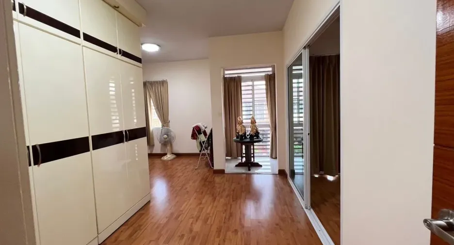 出售 3 卧室 独立屋 在 Mueang Ratchaburi, Ratchaburi