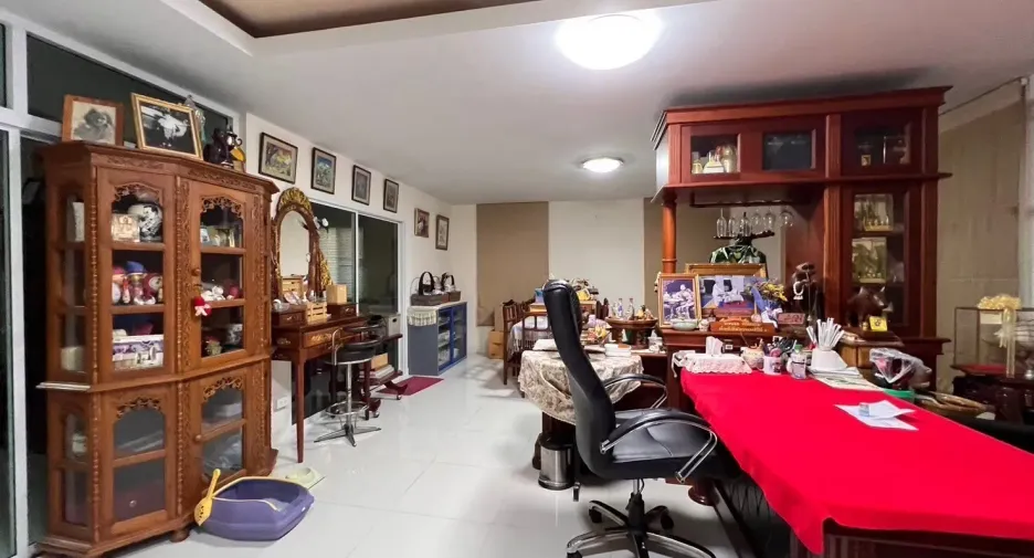 出售 3 卧室 独立屋 在 Mueang Ratchaburi, Ratchaburi