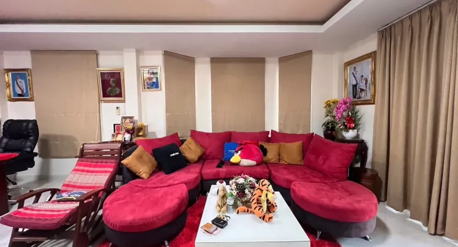 出售 3 卧室 独立屋 在 Mueang Ratchaburi, Ratchaburi