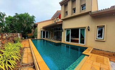 For rent 3 ベッドルーム villa in Bang Lamung, Chonburi