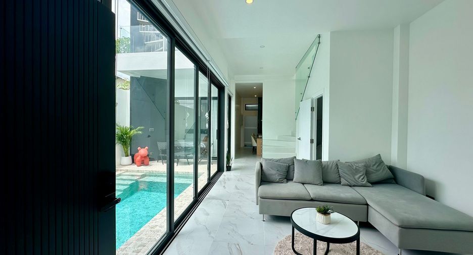 For rent 3 ベッドルーム villa in Mueang Phuket, Phuket