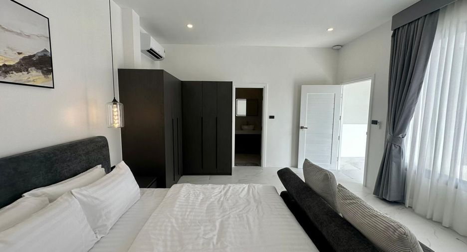 For rent 3 ベッドルーム villa in Mueang Phuket, Phuket
