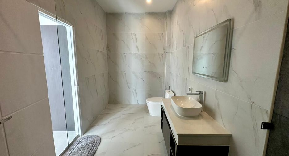 For rent 3 ベッドルーム villa in Mueang Phuket, Phuket
