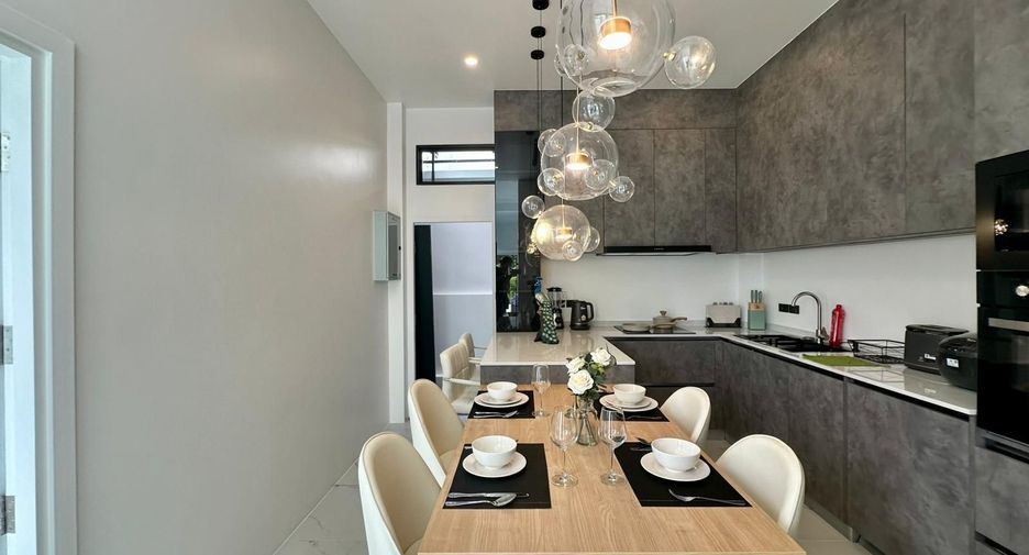 For rent 3 ベッドルーム villa in Mueang Phuket, Phuket