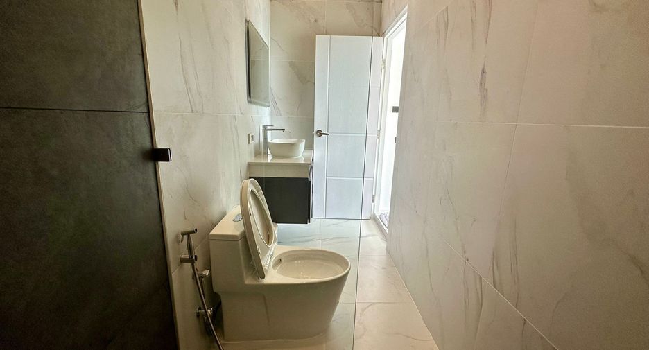 For rent 3 ベッドルーム villa in Mueang Phuket, Phuket