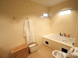 For sale 5 bedrooms villa in Bang Lamung, Chonburi