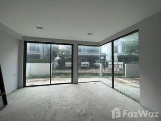 Haus zum Kauf mit 3 Zimmer in Bueng Kum, Bangkok