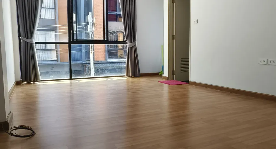 For rent 3 bedrooms townhouse in Pak Kret, Nonthaburi