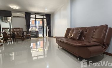 For rent 3 bedrooms townhouse in Pak Kret, Nonthaburi