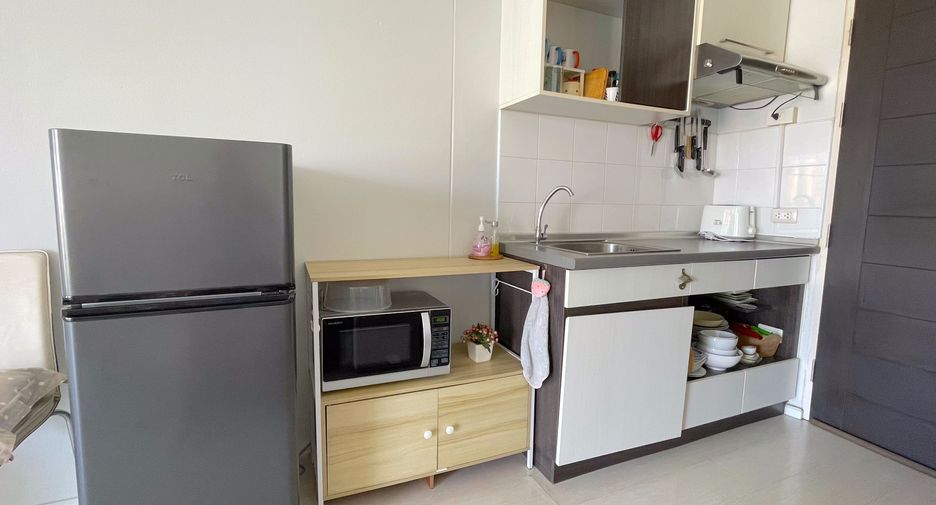 Wohnung zum Kauf mit Studio in Phra Khanong, Bangkok