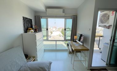 For sale studio condo in Phra Khanong, Bangkok