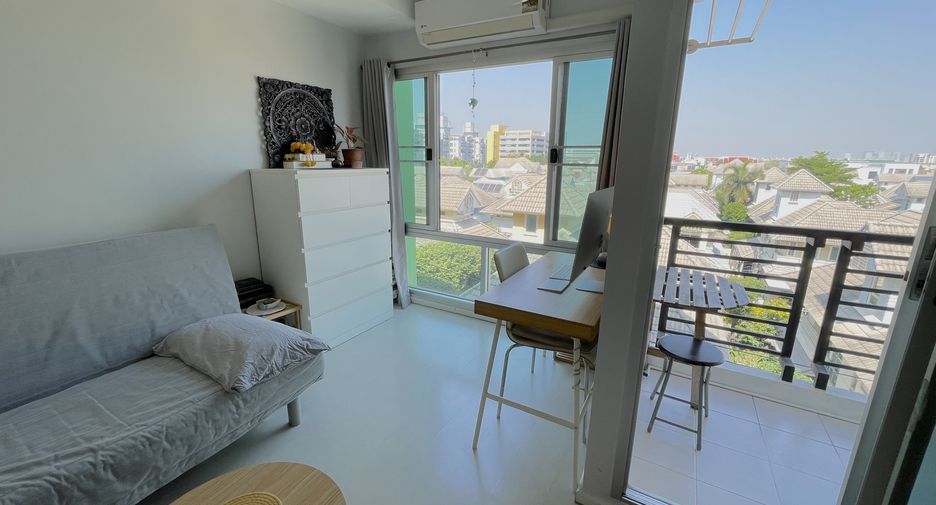 Wohnung zum Kauf mit Studio in Phra Khanong, Bangkok