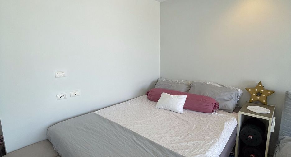 Wohnung zum Kauf mit Studio in Phra Khanong, Bangkok