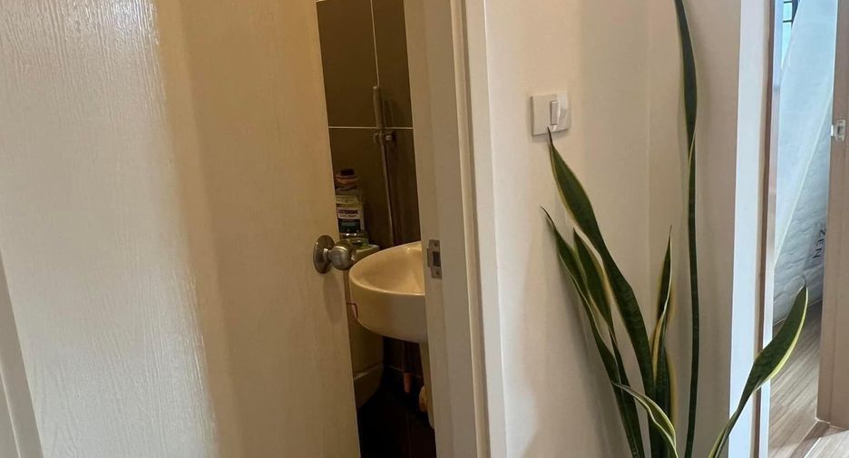 For sale 3 ベッドルーム townhouse in Bang Lamung, Chonburi