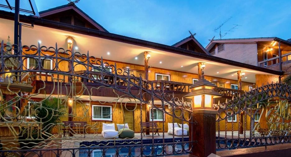 For sale 28 bedrooms hotel in Bang Lamung, Chonburi