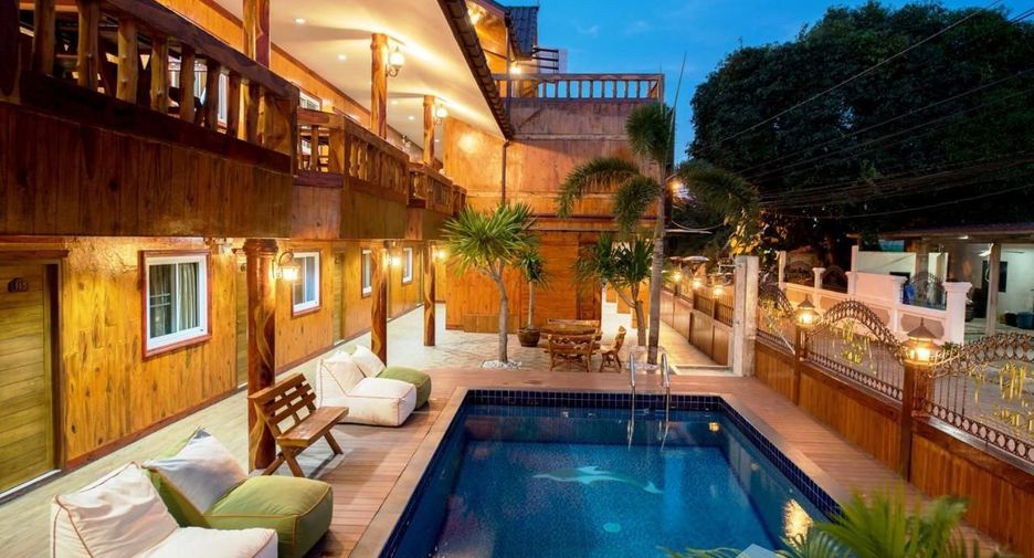 For sale 28 bedrooms hotel in Bang Lamung, Chonburi