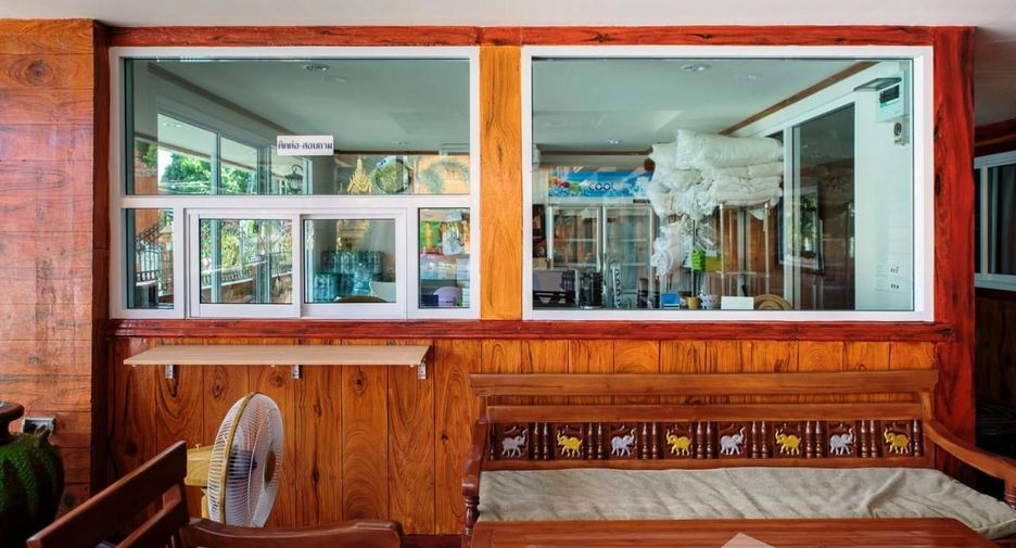 For sale 28 bedrooms hotel in Bang Lamung, Chonburi