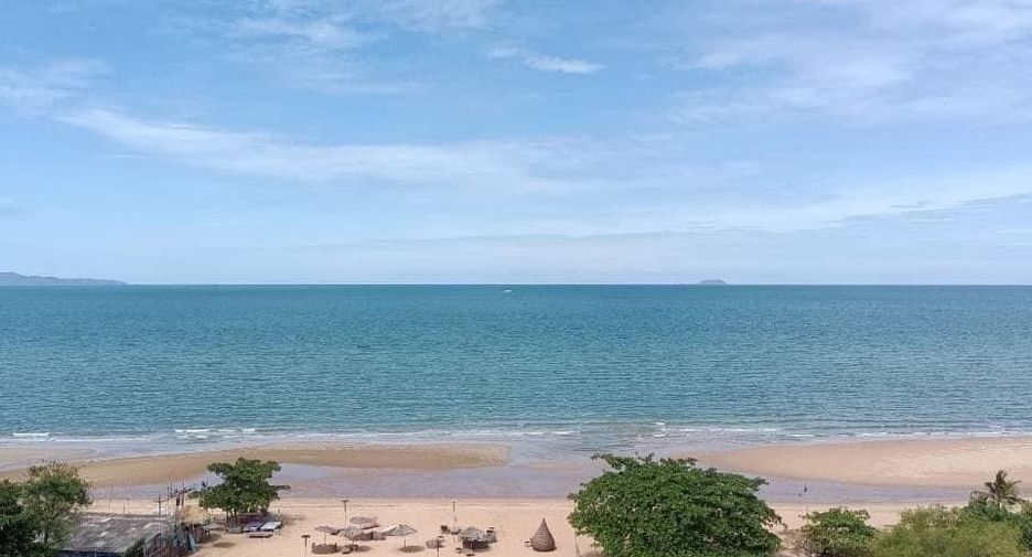 For sale 1 bed condo in Sattahip, Chonburi