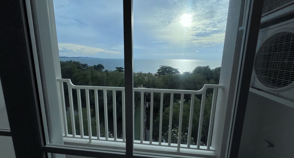 For sale 1 bed condo in Sattahip, Chonburi