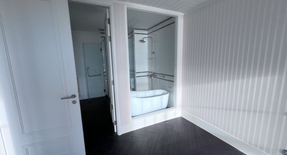 For sale 1 bed condo in Sattahip, Chonburi