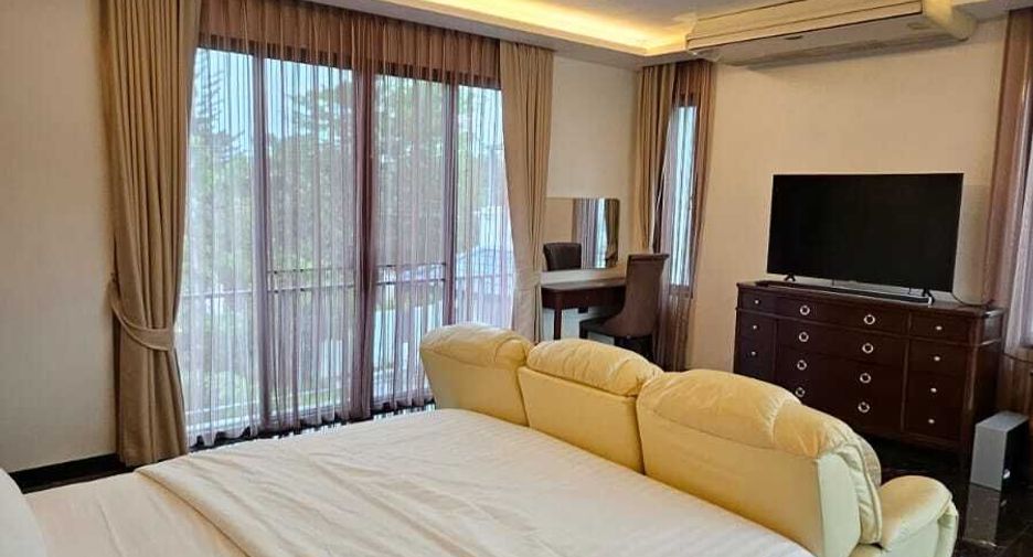 À vendre 4 chambres villa à Mueang Phuket, Phuket