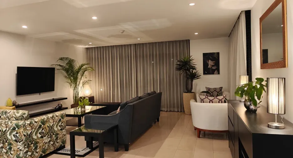 For sale and for rent 3 bedrooms condo in Watthana, Bangkok