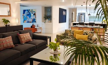 Condo en venta y en alquiler de 3 habitaciones en Watthana, Bangkok