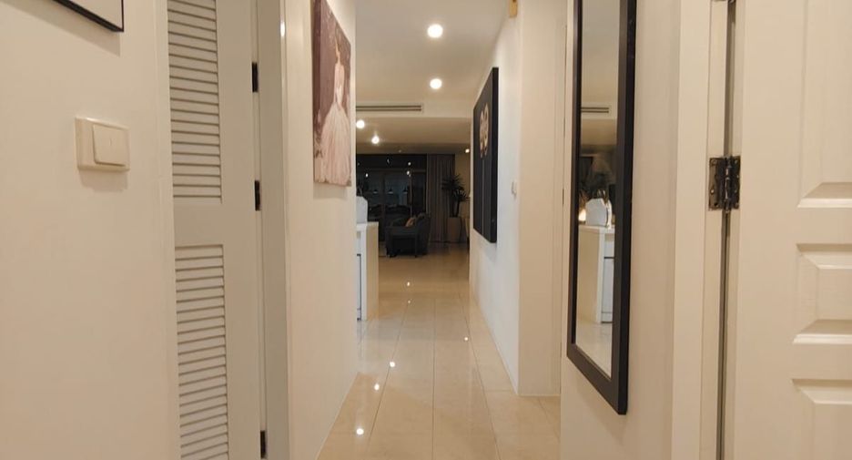For sale and for rent 3 bedrooms condo in Watthana, Bangkok