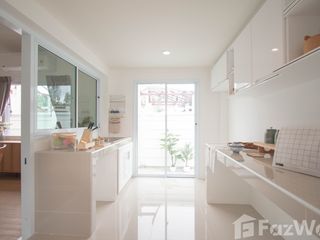For sale 3 bedrooms house in Mueang Ubon Ratchathani, Ubon Ratchathani