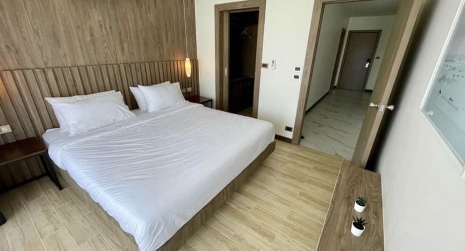 For rent 2 bedrooms condo in Mueang Phuket, Phuket