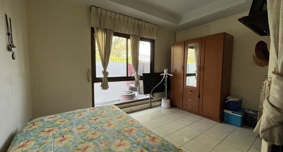 For sale 4 bedrooms villa in Bang Lamung, Chonburi
