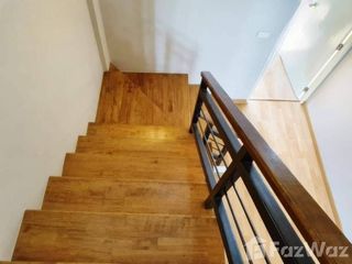 For sale 4 bedrooms townhouse in Don Mueang, Bangkok