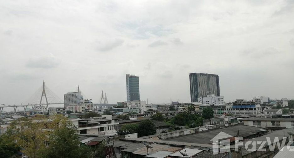 Casa adosada en venta de 4 habitaciones en Yan Nawa, Bangkok